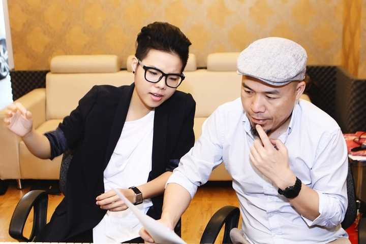 Vũ Cát Tường cùng Huy Tuấn