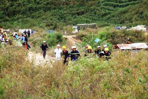 Sập hầm thủy điện Đạ Dâng: Đêm nay 12 công nhân sẽ được giải cứu 