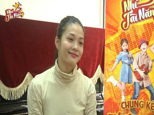 Thái Thuỳ Linh tổng duyệt Nhí tài năng