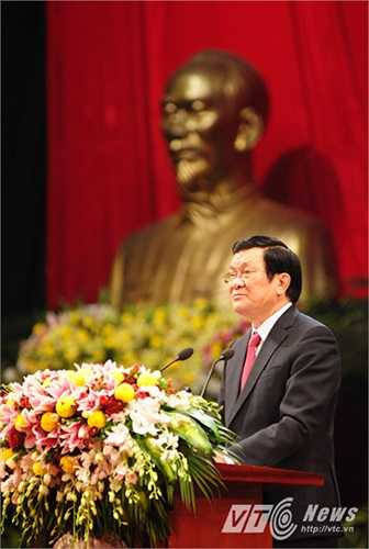 Lễ kỷ niệm 70 năm thành lập Quân đội nhân dân Việt Nam và 25 năm Ngày hội Quốc phòng toàn dân có sự tham dự của nhiều cán bộ, lãnh đạo, nguyên lãnh đạo cấp cao của nước ta