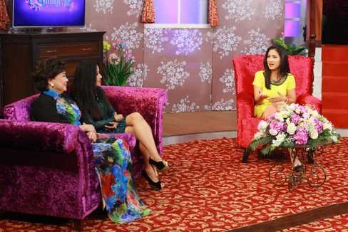 MC Cát Tường xin lời khuyên từ chuyên gia tâm lý Lý Thị Mai.