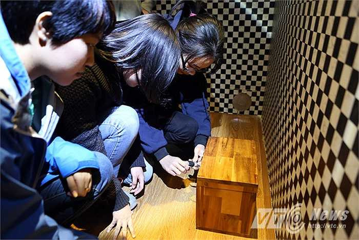 …cùng trí thông minh để có thể vượt qua được các thử thách của trò chơi.