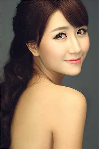 Ngoài ra, Quỳnh Anh Shyn còn có bảng thành tích ấn tượng, từng đoạt nhiều giải thưởng Tin học. 