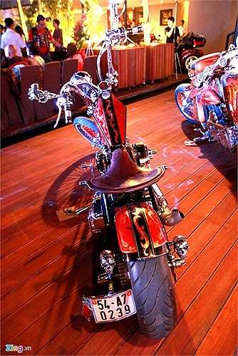 Mẫu xe này hiện thuộc sở hữu của một thành viên câu lạc bộ 1'st Saigon Free Chapter.