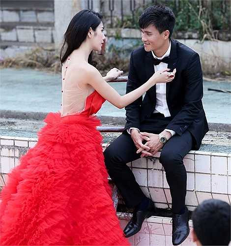 Tiền đạo mang áo số 9 của ĐTVN sẽ làm lễ rước dâu tại nhà của cô dâu ở trung tâm thành phố Rạch Giá, Kiên Giang vào sáng ngày 27/12.