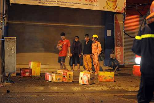 thẩm mỹ viện ở Hà Nội, nhiều người hoảng loạn bỏ chạy