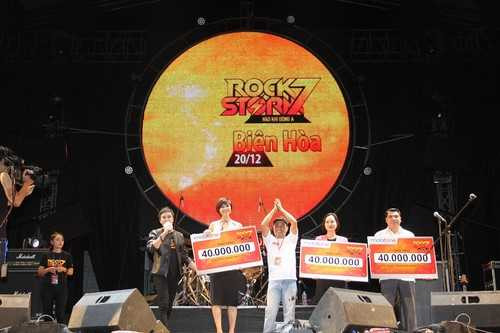 MobiFone RockStorm7 - Hơn 5000 khán giả Biên Hòa cháy cùng Hào khí đông A