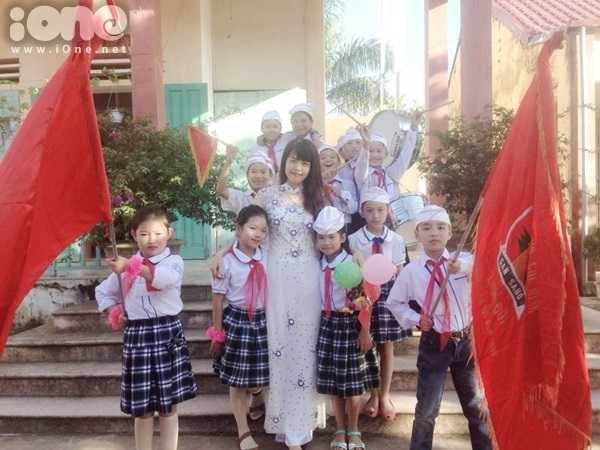 Cô giáo xinh như siêu mẫu.