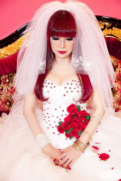 Và ở thời điểm này, việc lần nữa được đàn em trân trọng mời xuất hiện trong Liveshow để đời của mình là một minh chứng nữa cho sự yêu mến, tôn trọng lẫn nhau giữa hai giọng ca.