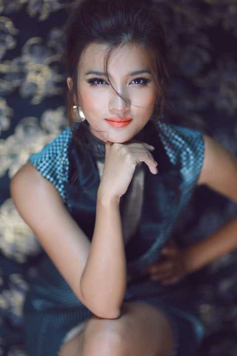 Kim Tuyến chia sẻ, trong mắt cô, phong cách thời trang của Chung Thanh Phong trẻ trung, hiện đại, rất hợp với những gì cô yêu thích. 