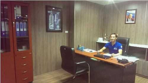 Quốc Vượng làm quản lý