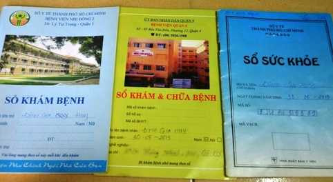 sổ khám bệnh bé trai bỏ rơi taxi bé Bo Đinh Gia Huy UBND P.1 Q.8