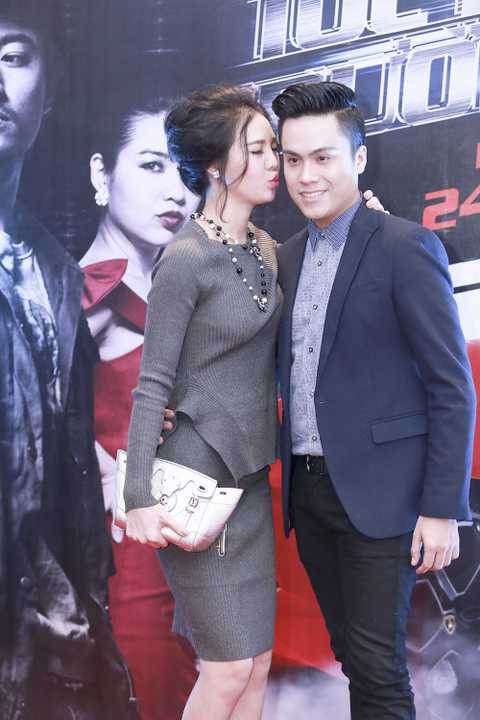 Trên thảm đỏ sự kiện tối qua Trà Giang có dịp hội ngộ với MC Thái Dũng