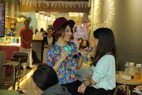 'Tùy bút ngát hương' – Ướp hương từ trang sách