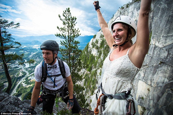  7 bức ảnh cưới đáng sợ nhất thế giới năm 2014