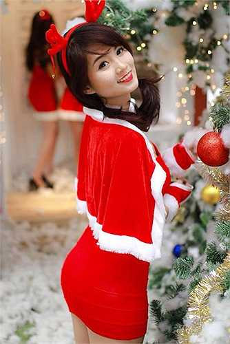 Đôi mắt tròn to và nụ cười rạng ngời là điều mà nữ sinh này thu hút mọi người