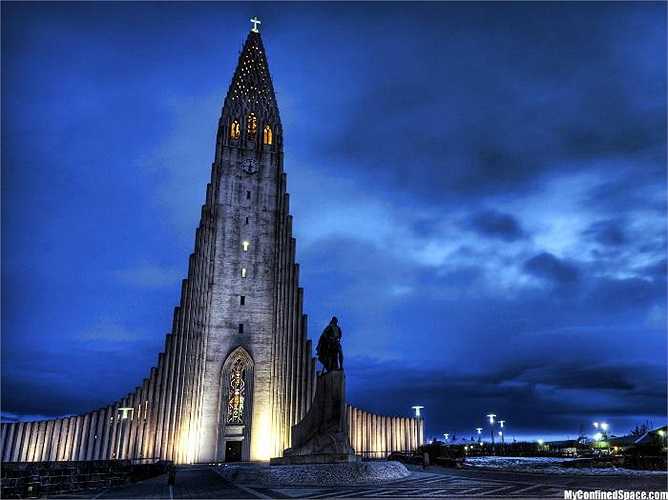 Nhà thờ Hallgrímur tại ReykjavÃ­k, Iceland