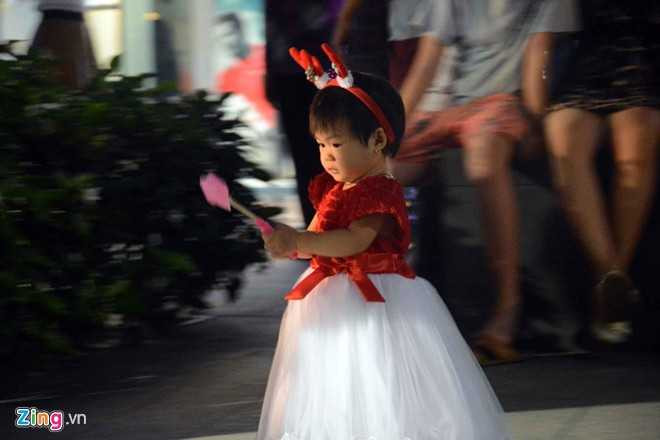 Công chúa tuyết nhí xinh xắn.