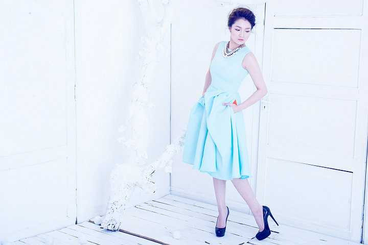 Sắp tới Thủy Top sẽ tăng tốc hơn với các hoạt động nghệ thuật, cô sẽ tham gia một chương trình truyền hình thực tế về âm nhạc