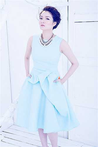 Cô vẫn chưa muốn nhắc đến khi mọi thứ chưa bắt đầu, biết điểm mạnh và điểm yếu của bản thân Thủy Top vẫn đang cố gắng luyện thanh và vũ đạo hàng ngày