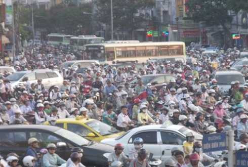 Từ 1/1/2015, nếu không đóng phí đường bộ tại TP.HCM sẽ bị phạt