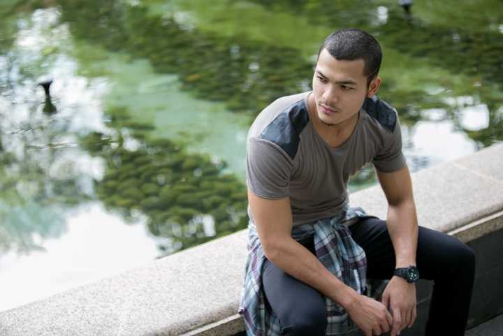 Mới đây, Vũ Tuấn Việt đã quyết định cắt phăng mái tóc dài lãng tử của mình mà thay vào đó là mái tóc ngắn cực kỳ nam tính. Anh cho biết, hình ảnh trong năm 2015 tới vẫn sẽ là bụi bặm nhưng anh muốn khán giả nhìn thấy ở bản thân sự trưởng thành, chín chắn.