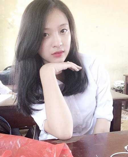 8 hot girl bước vào làng bóng đá Việt 2014