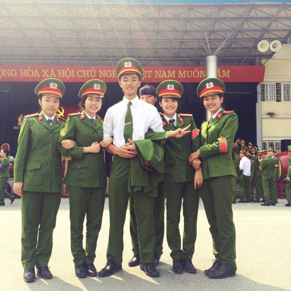 Nữ sinh Học viện Cảnh sát