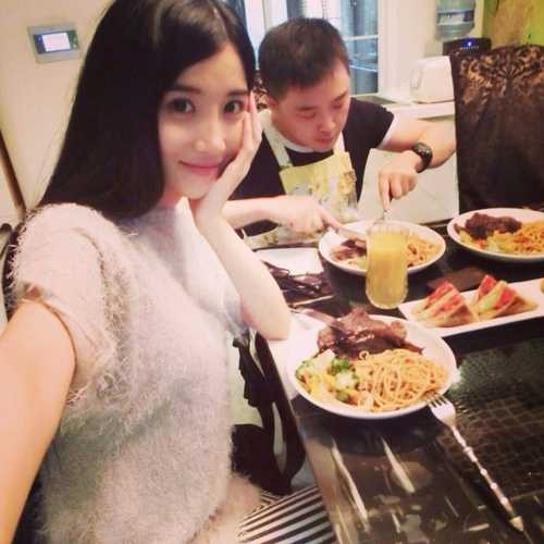 6 nữ thạc sỹ châu Á xinh đẹp nhất năm 2014