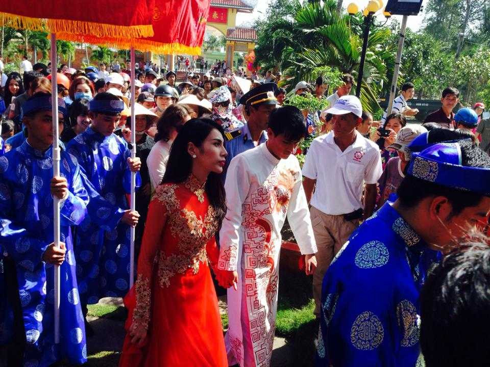 Đám cưới Công Vinh - Thuỷ Tiên 01