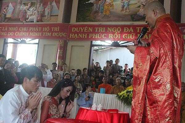 Đám cưới Công Vinh - Thuỷ Tiên 01