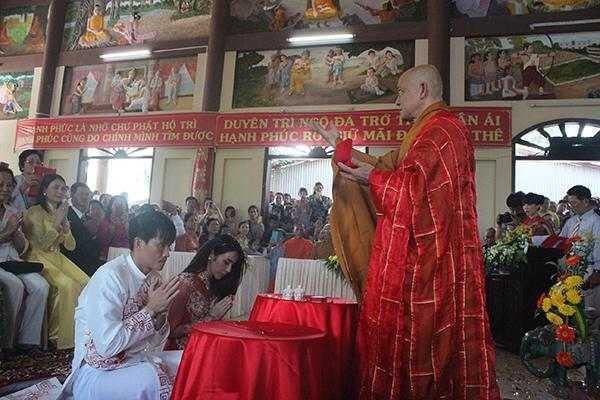 Đám cưới Công Vinh - Thuỷ Tiên 02