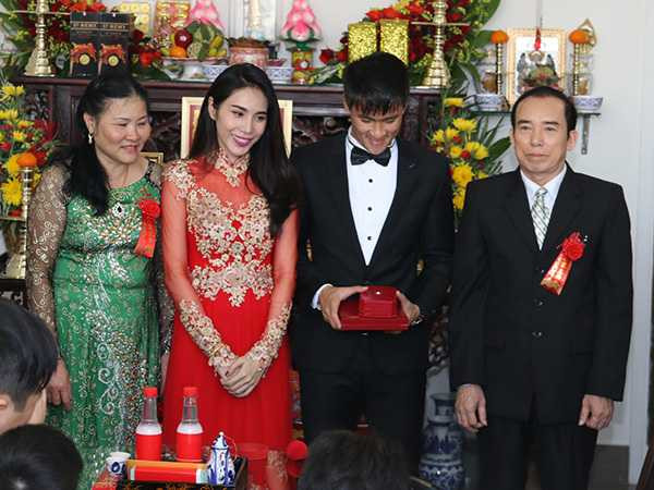 Đám cưới Công Vinh - Thuỷ Tiên 06