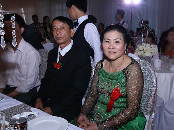 dam-cuoi-cong-vinh-thuy-tien-03