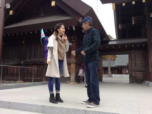 Lan Phương nhận nhiệm vụ tìm hiểu ngôi đền linh thiêng Hokkaido Jingu Shrine.