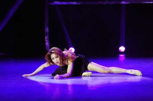 thử thách cùng bước nhảy chung kết solo phạm lịch