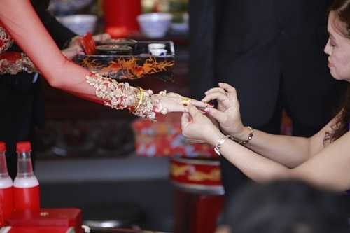 Đám cưới Công Vinh - Thuỷ Tiên 07