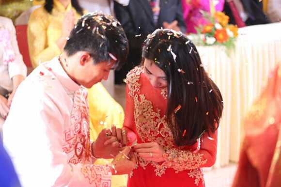 Đám cưới Công Vinh - Thuỷ Tiên 08