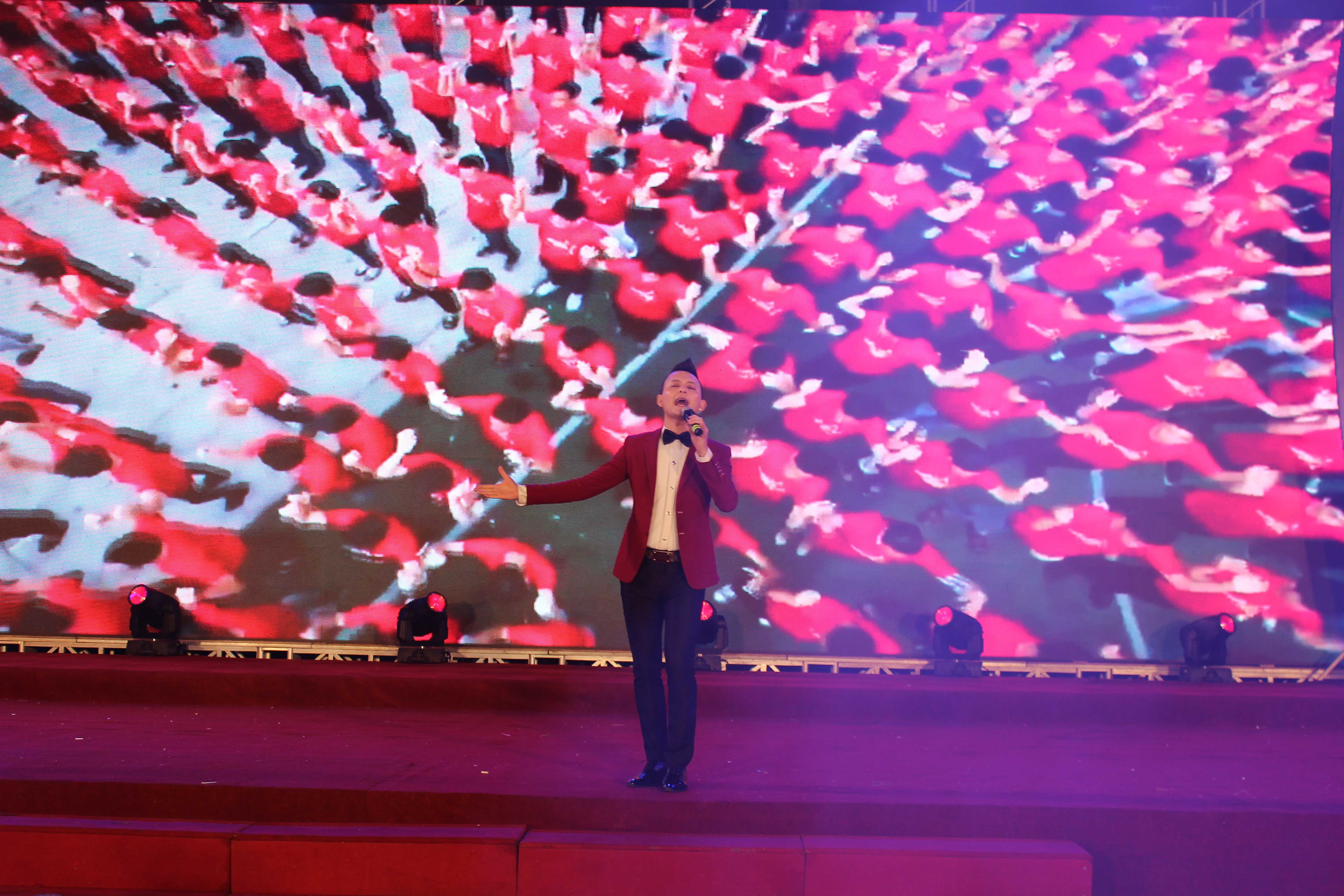 Ca sỹ Khắc Hiếu