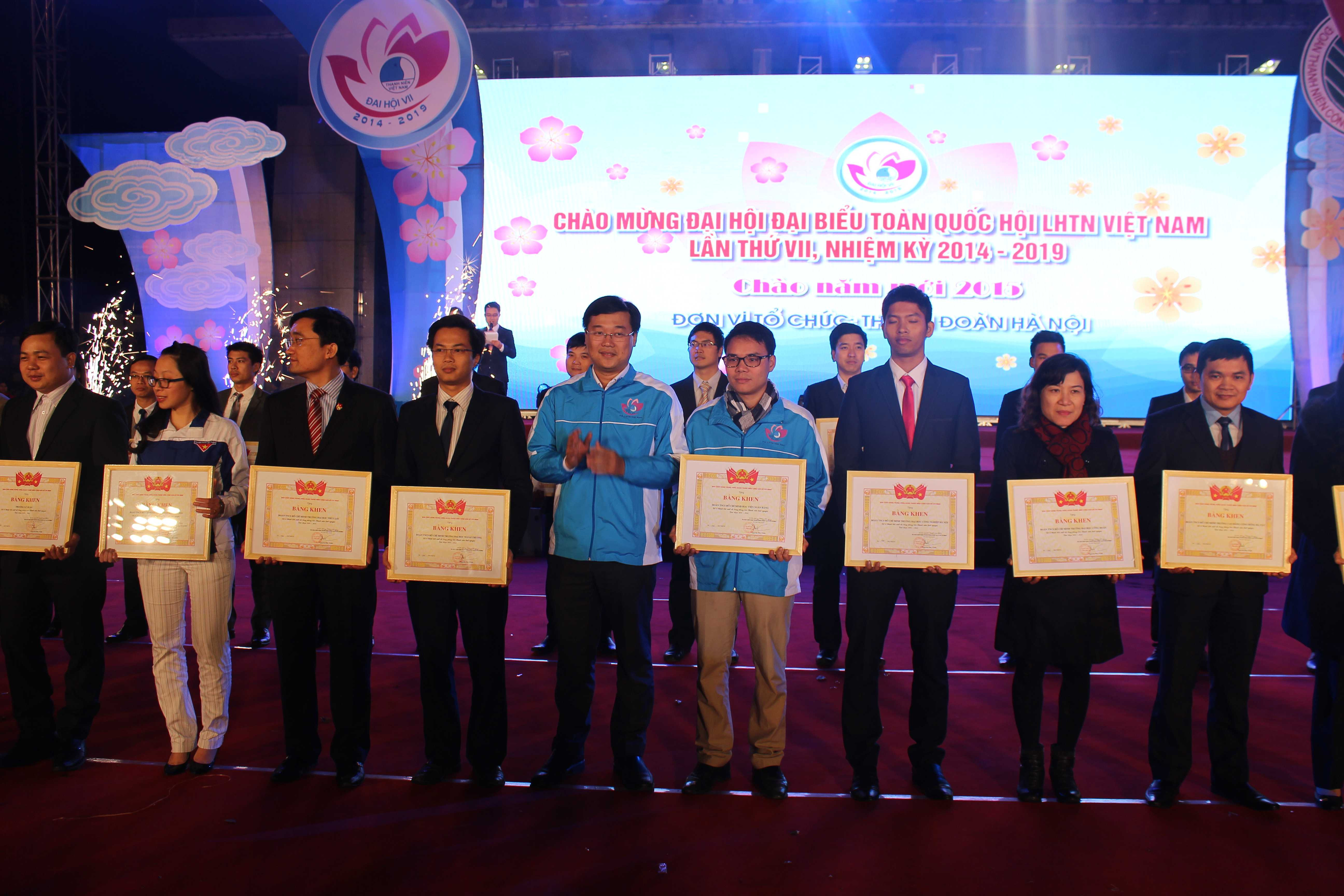 Lễ hội đừơng phố