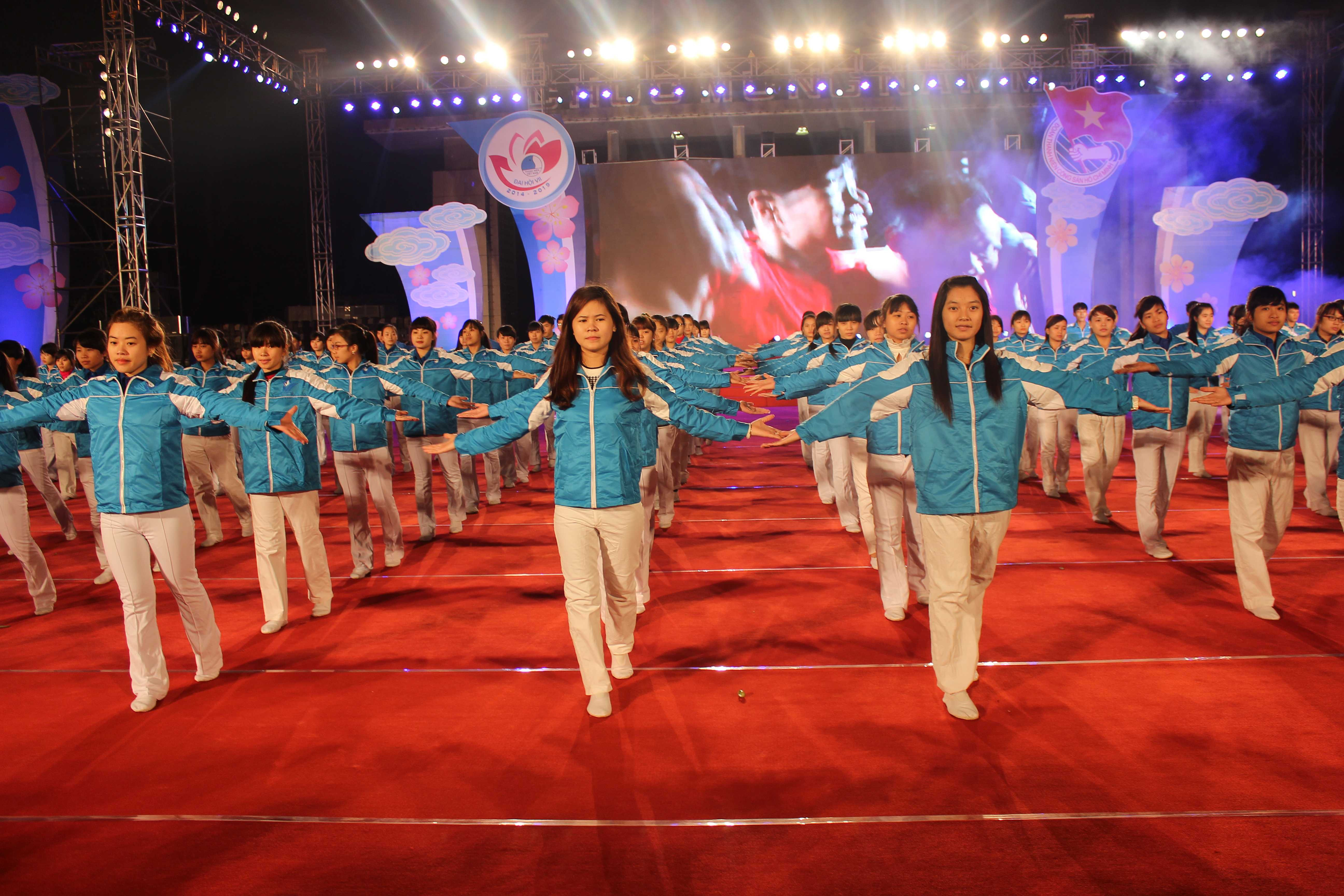 Lễ hội đừơng phố