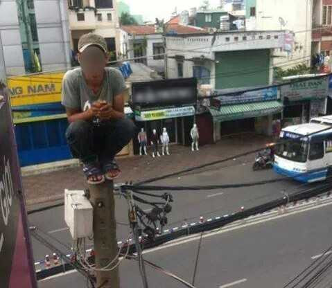 Những hành động câu like của giới trẻ