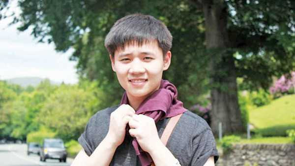 Du học sinh: Trăn trở chuyện ở hay về