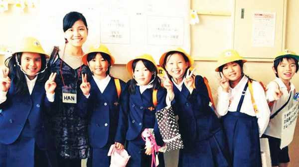 Du học sinh: Trăn trở chuyện ở hay về