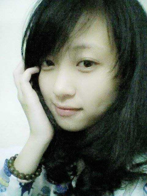 Nữ sinh tì sắc Học viện Ngân hàng 