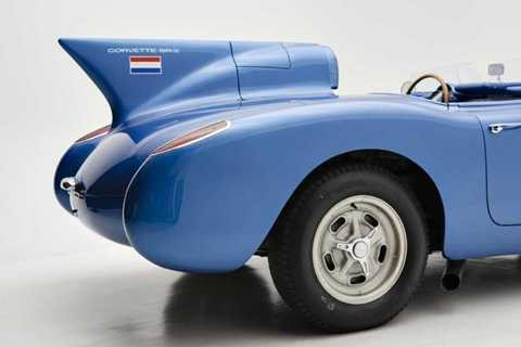 Chevrolet 'hàm cá mập' siêu hiếm đạt giá 6,8 triệu USD