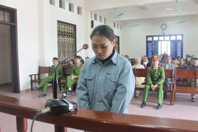 'Lật mặt' nhân viên Chi cục thuế lừa chiếm hàng trăm triệu