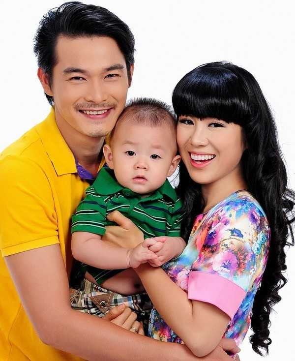 Đến đầu tháng 6/2014, xuất hiện tin đồn Lê Phương đã đưa đơn ly hôn với Quách Ngọc Ngoan. Tuy nhiên, Quách Ngọc Ngoan vẫn một mực thừa nhận vợ chồng anh đang hạnh phúc, không có bất cứ mâu thuẫn nào dẫn đến ly hôn. Mới đây, khoảng tháng 12, nam diễn viên Hiệp sĩ mù mới thừa nhận vợ chồng anh đang tiến hành giải quyết mọi thủ tục pháp lý.