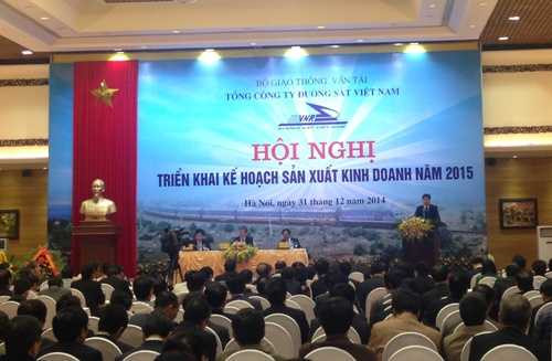 Thứ trưởng Bộ GTVT: 'Công nghiệp đường sắt đang giậm chân tại chỗ'