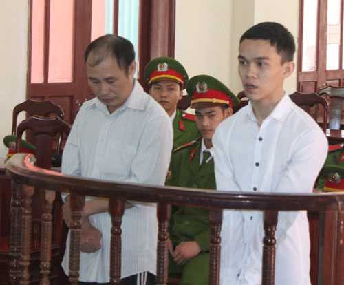 Trộm trong bệnh viện, cha con dắt nhau vào tù